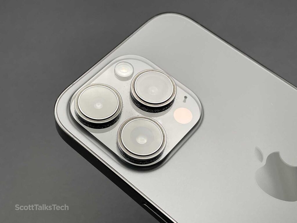 Space Black iPhone 14 Pro close up of camera lenses